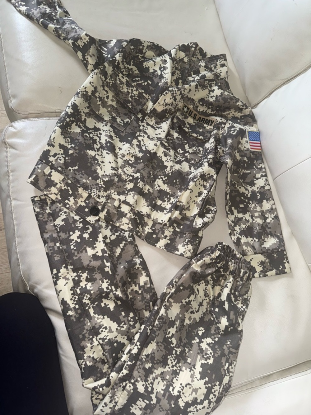 Kids Halloween Costume Digital Camo Jacket & Pants Set - Desert/Olive